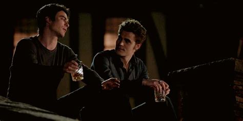 A Vampire Diaries Season 5 Scene Proves Damon .